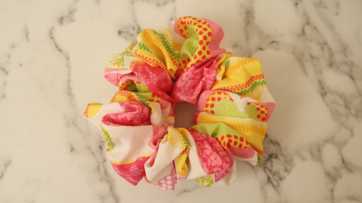 Kaloji Pink Scrunchies